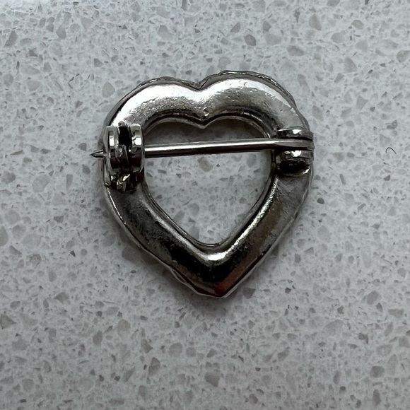 Vintage Heart Pins Dainty Tiny Valentine's Day Brooches - Picture 7 of 10